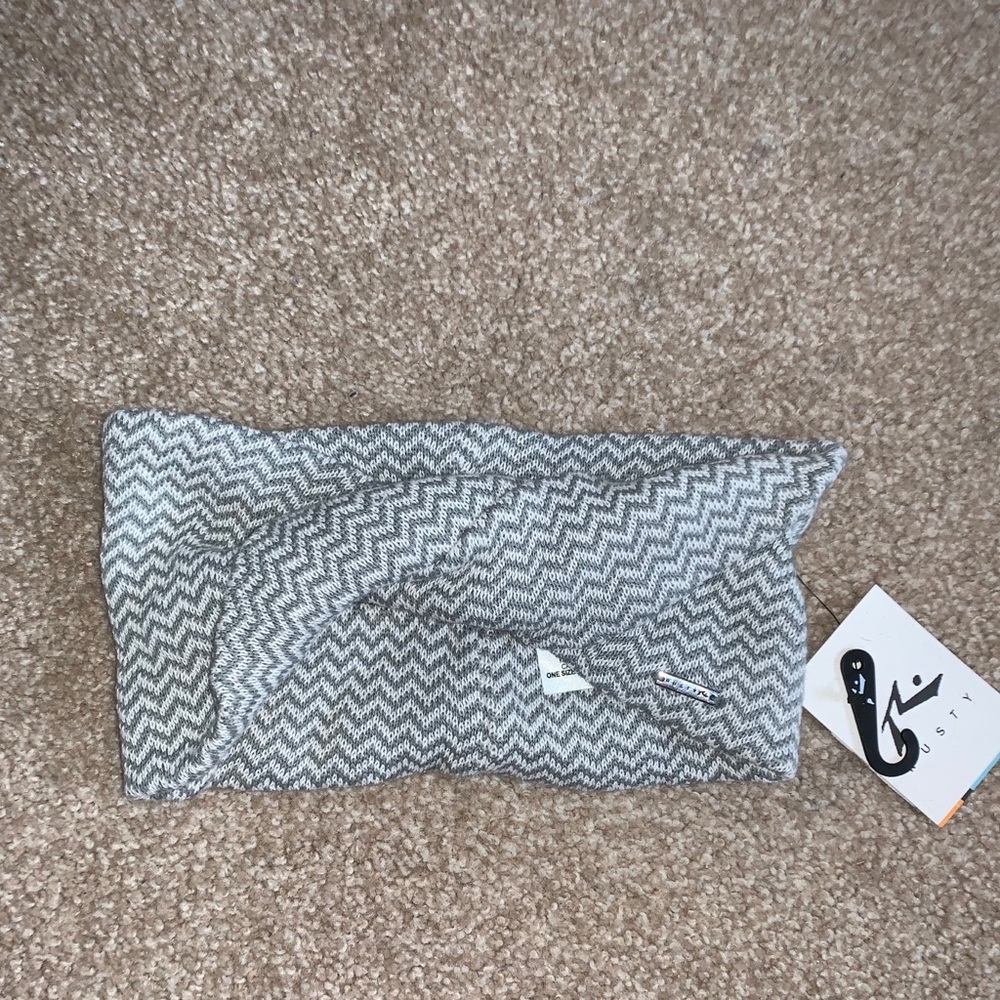 BNWT Women’s Rusty Headband/Ear Cover